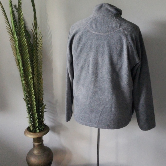 Old Navy long sleeve 1/4 zip gray fleece pullover - Picture 3 of 3